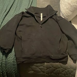 Lululemon sweatshirt